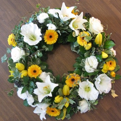 Yellow spring wreath