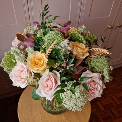 pink and apricot bouquet