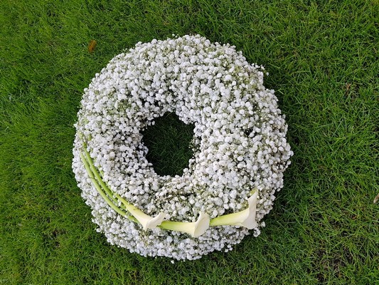 Gypsophila wreath