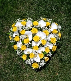 yellow and white heart wreath 