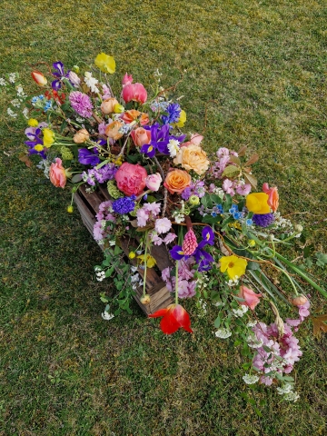 Biodegradable & Eco Friendly Funeral Tributes
