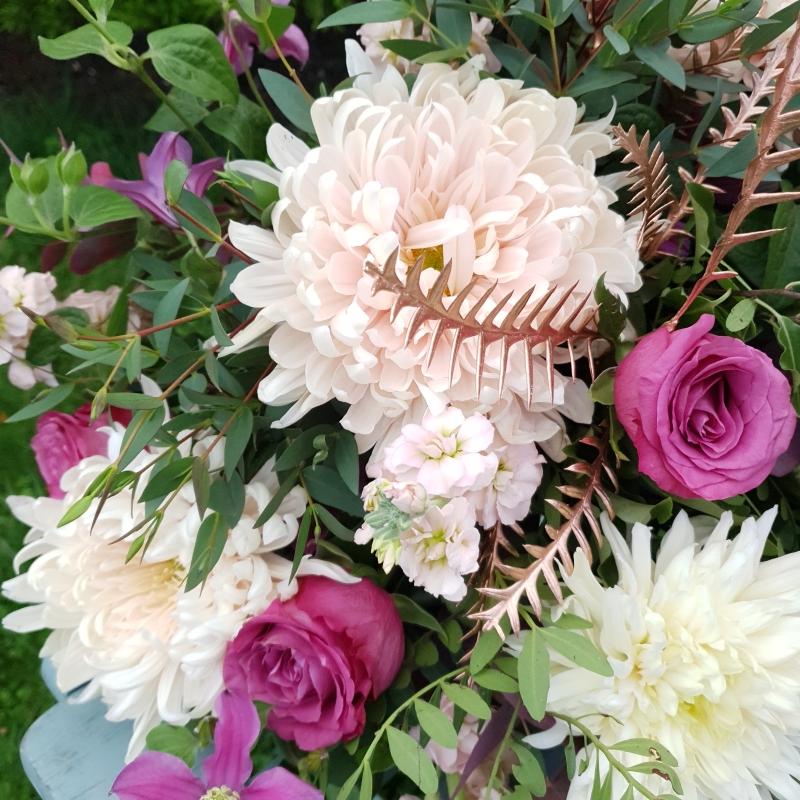 Autumn Bouquet, Glynde Bouquet, Autumn mauve pink and cream, 