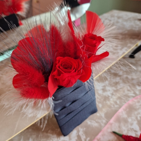 Red Rose Hair Comb with Matching Buttonholes – Preserved & Handmade